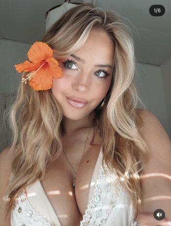 Full leaked Surfsterre private onlyfans photo