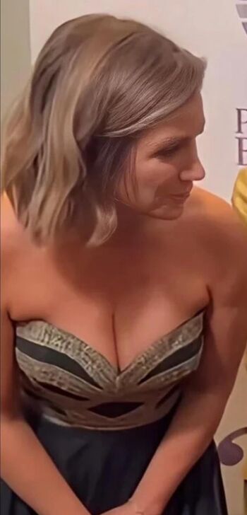 Full leaked Susanna reid page private onlyfans photo