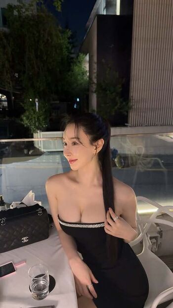 Full leaked Suyeon park private onlyfans photo