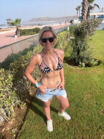 Full leaked Suzanne shaw private onlyfans photo