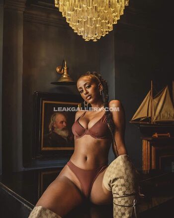 Full leaked Suziemicael private onlyfans photo