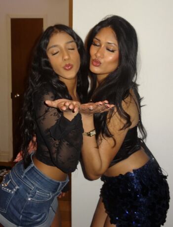 Full leaked Swatisajii private onlyfans photo