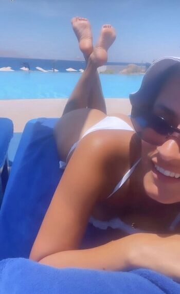 Full leaked Sweet girl page private onlyfans photo
