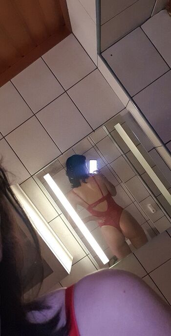 Full leaked Sweethentaigirl private onlyfans photo