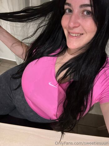 Full leaked Sweetiesuun private onlyfans photo
