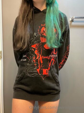 Full leaked Swirlingclouds page private onlyfans photo