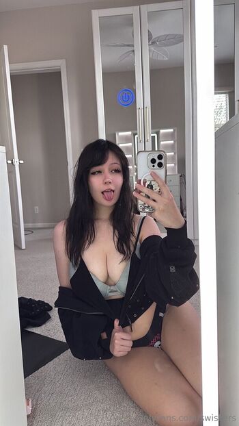 Full leaked Swiskers private onlyfans photo