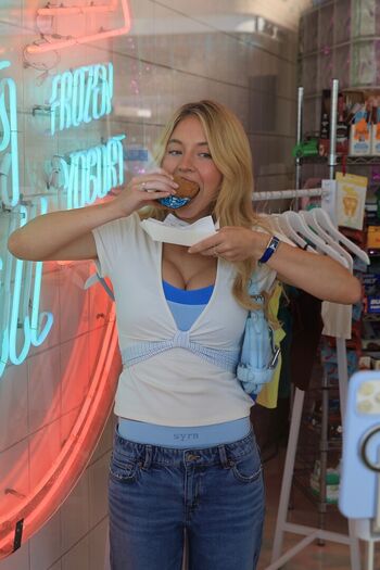 Full leaked Sydney sweeney page private onlyfans photo