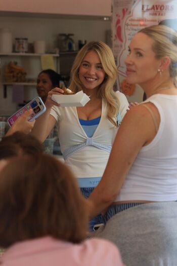Full leaked Sydney sweeney page private onlyfans photo
