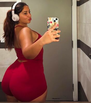 Full leaked Sydney vela private onlyfans photo