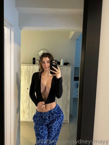 Full leaked Sydneyvmayy private onlyfans photo