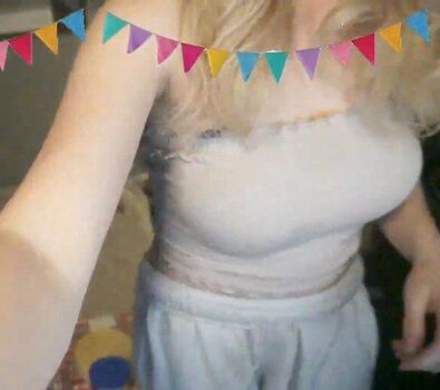 Sylvee / Sylveey / Sylveemhm