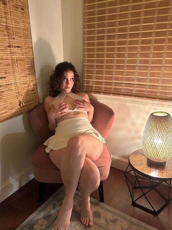 Full leaked Symone blust private onlyfans photo