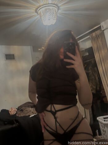 Full leaked Syx exxe private onlyfans photo