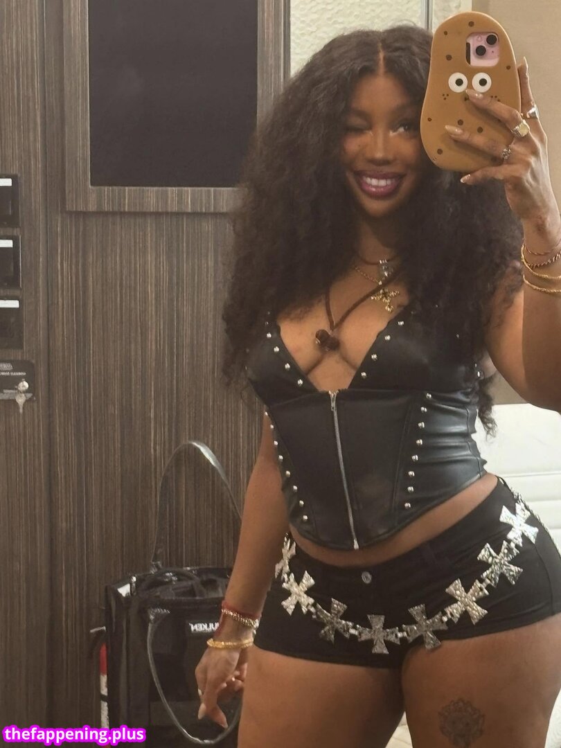 Full leaked Sqauts and pizza/ private onlyfans photo