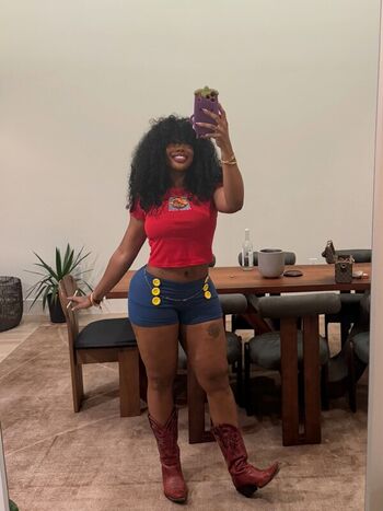 Full leaked Valentinazenere/ private onlyfans photo