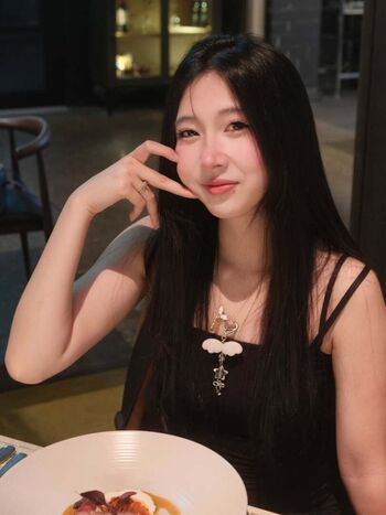 Full leaked Tnat page private onlyfans photo