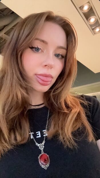 Full leaked Tabbyycatts private onlyfans photo