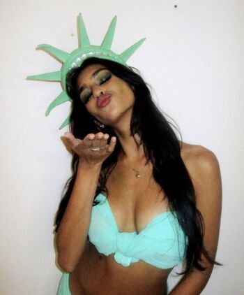 Full leaked Talkswithjewlz private onlyfans photo