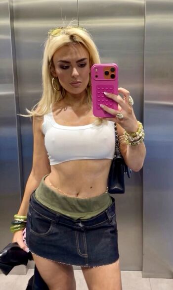 Full leaked Tallia storm page private onlyfans photo