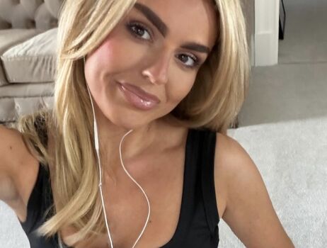 Tallia Storm