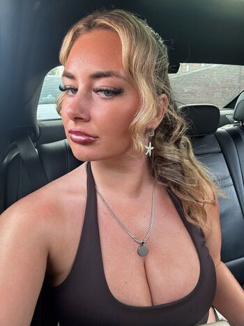 Full leaked Tamara elder page private onlyfans photo