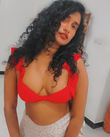 Full leaked Tangurlx private onlyfans photo