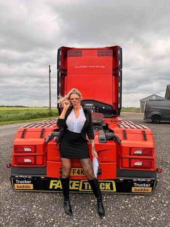 Full leaked Tania amazon private onlyfans photo