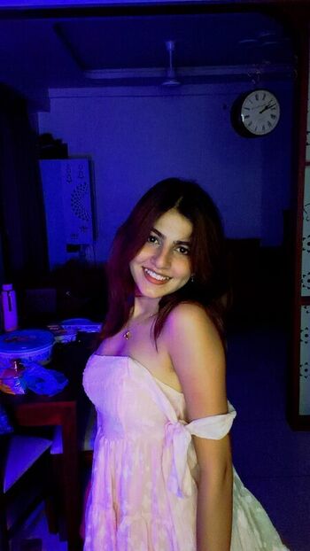 Full leaked Taniya oberoi private onlyfans photo