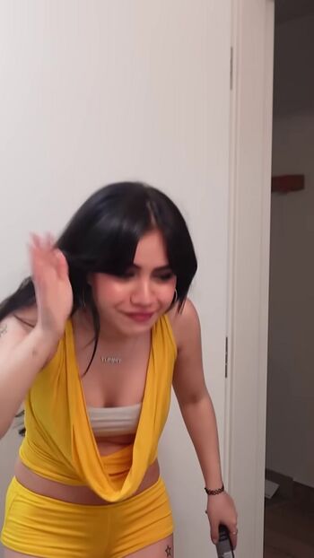 Full leaked Tara yummy page private onlyfans photo