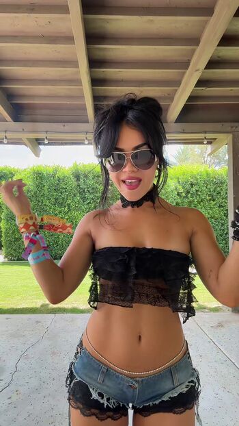 Full leaked Tara yummy private onlyfans photo