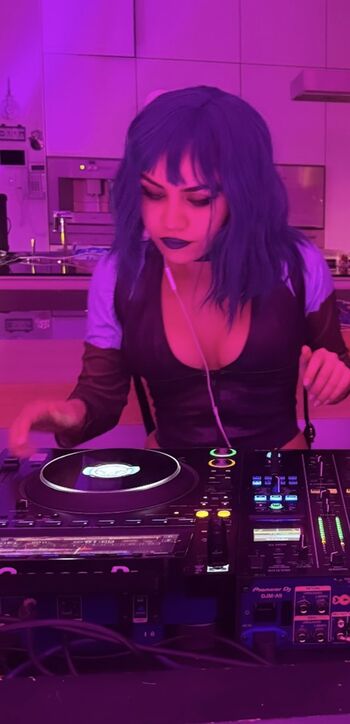 Full leaked Tara yummy private onlyfans photo