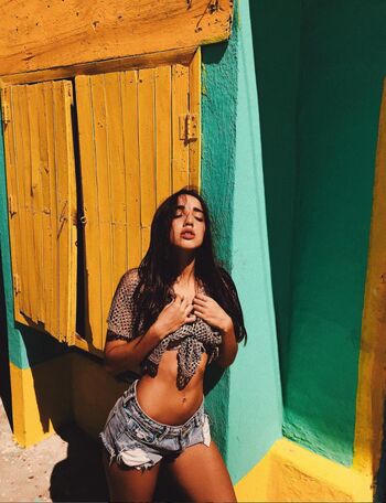 Full leaked Tataaestradaa private onlyfans photo