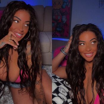 Full leaked Tattooedmimi private onlyfans photo