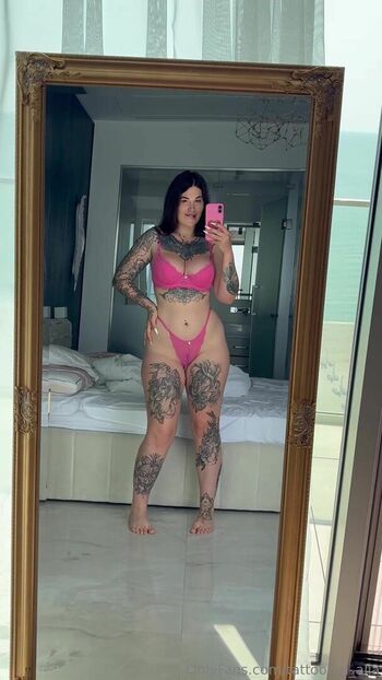 Full leaked Tattoogirlalia  page private onlyfans photo