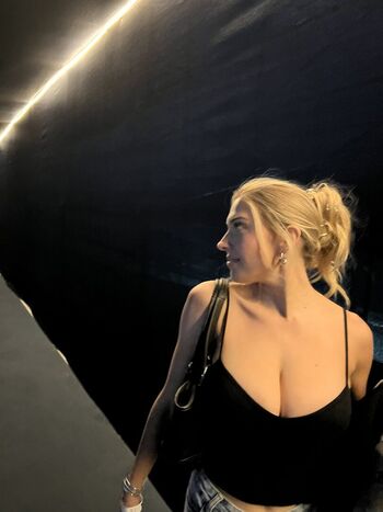 Full leaked Taylor mathis private onlyfans photo