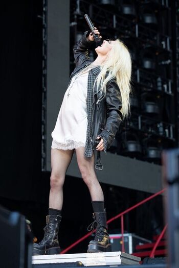 Full leaked Taylor momsen page private onlyfans photo