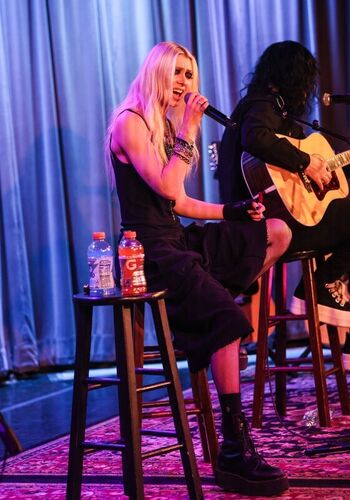 Taylor Momsen