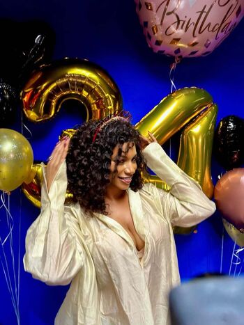 Full leaked Taylor rooks page private onlyfans photo