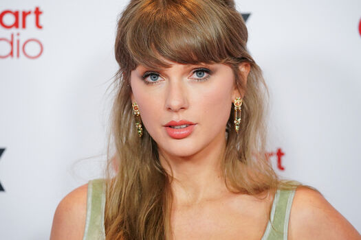 Full leaked Taylor swift  page private onlyfans photo