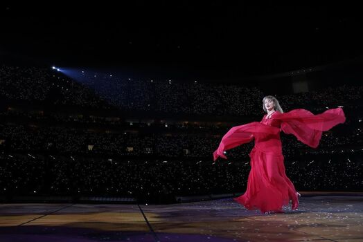 Full leaked Taylor swift  page private onlyfans photo