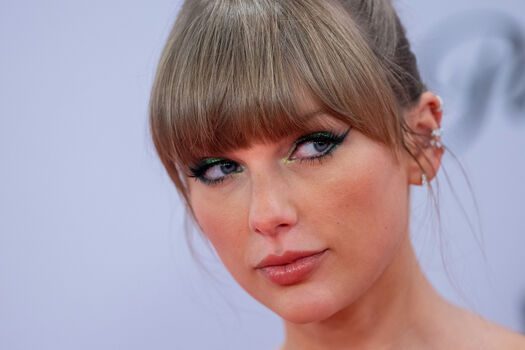 Full leaked Taylor swift  page private onlyfans photo