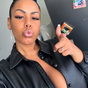Full leaked Tchikita k private onlyfans photo