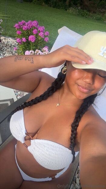 Full leaked Teadahsavy private onlyfans photo
