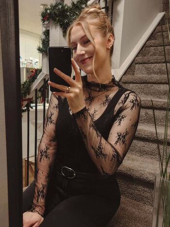 Full leaked Teawithmandy private onlyfans photo