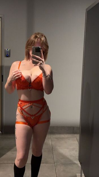 Full leaked Teetee page private onlyfans photo