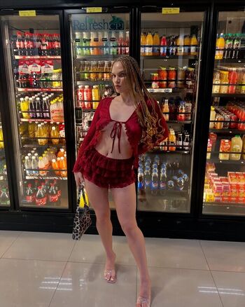 Full leaked Teetwerk private onlyfans photo