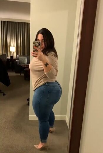 Full leaked Tellebelle private onlyfans photo