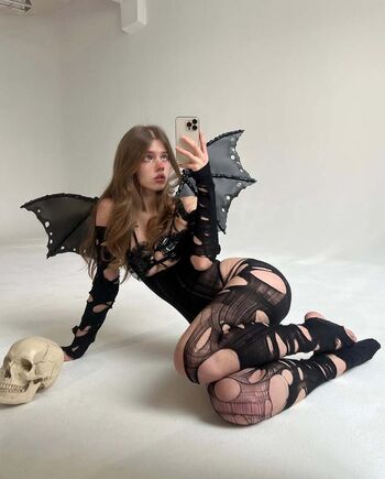 Full leaked Nehhaa malik / private onlyfans photo