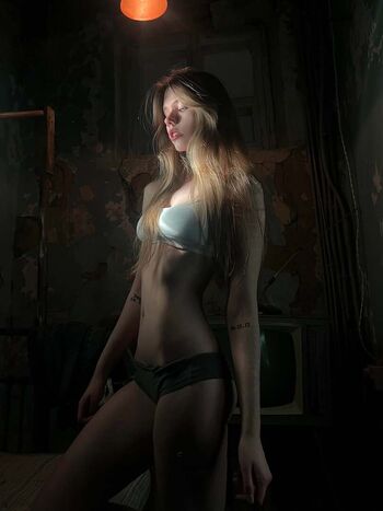 Full leaked Tapsimodel/ private onlyfans photo